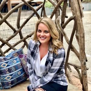 Meet your Posher, Katie